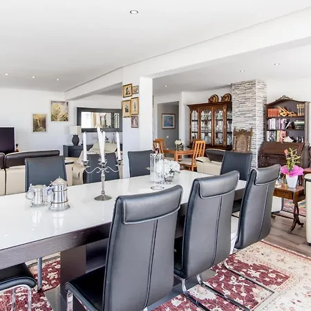 Norsk House Apartment